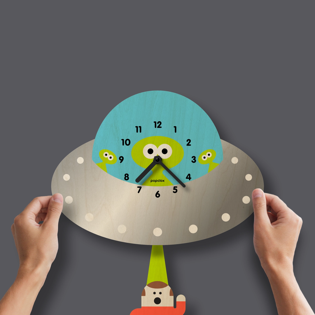 Saucer Pendulum Clock